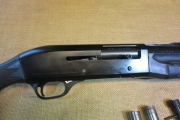 Benelli M1 12/76 kahdella piipulla